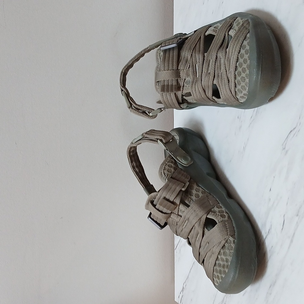 Oboz Whakata Water-Friendly Sandals Off-Road Trail Shoes - Picture 15 of 16